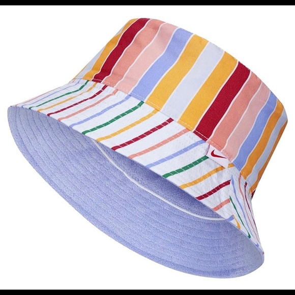 Nike women’s retro reversible bucket hat ML